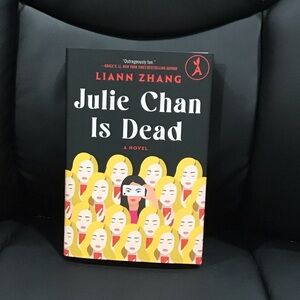 📚Julie Chan Is Dead by Liann Zhang Mystery/Thriller/Suspense Hardcover
Aardvark